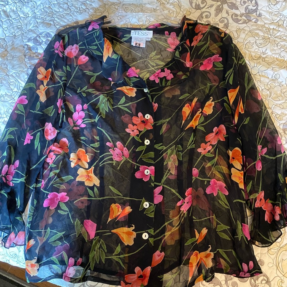 Silk blouse - flowered